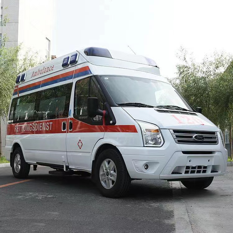 凌河行动不便者长途救护车租赁：安全转运的核心注意事项​